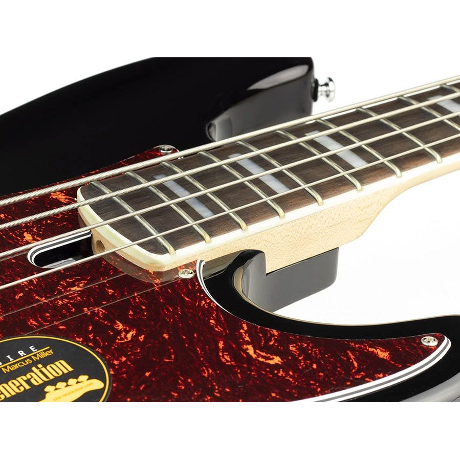 Sire P7+ A4/BK Marcus Miller 4-snarige basgitaar Black