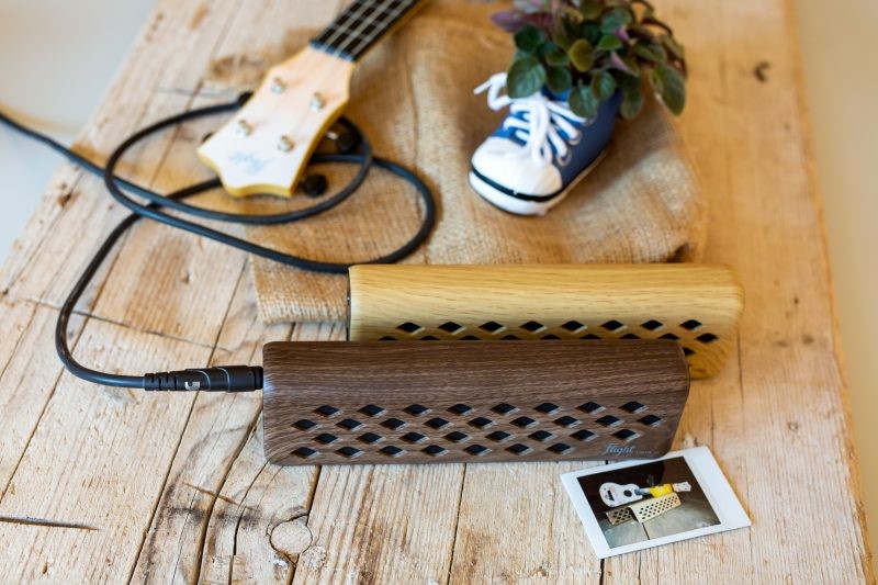 Flight ALMTINY6M Tiny6 2x3W Portable Ukulele Amplifier - Maple
