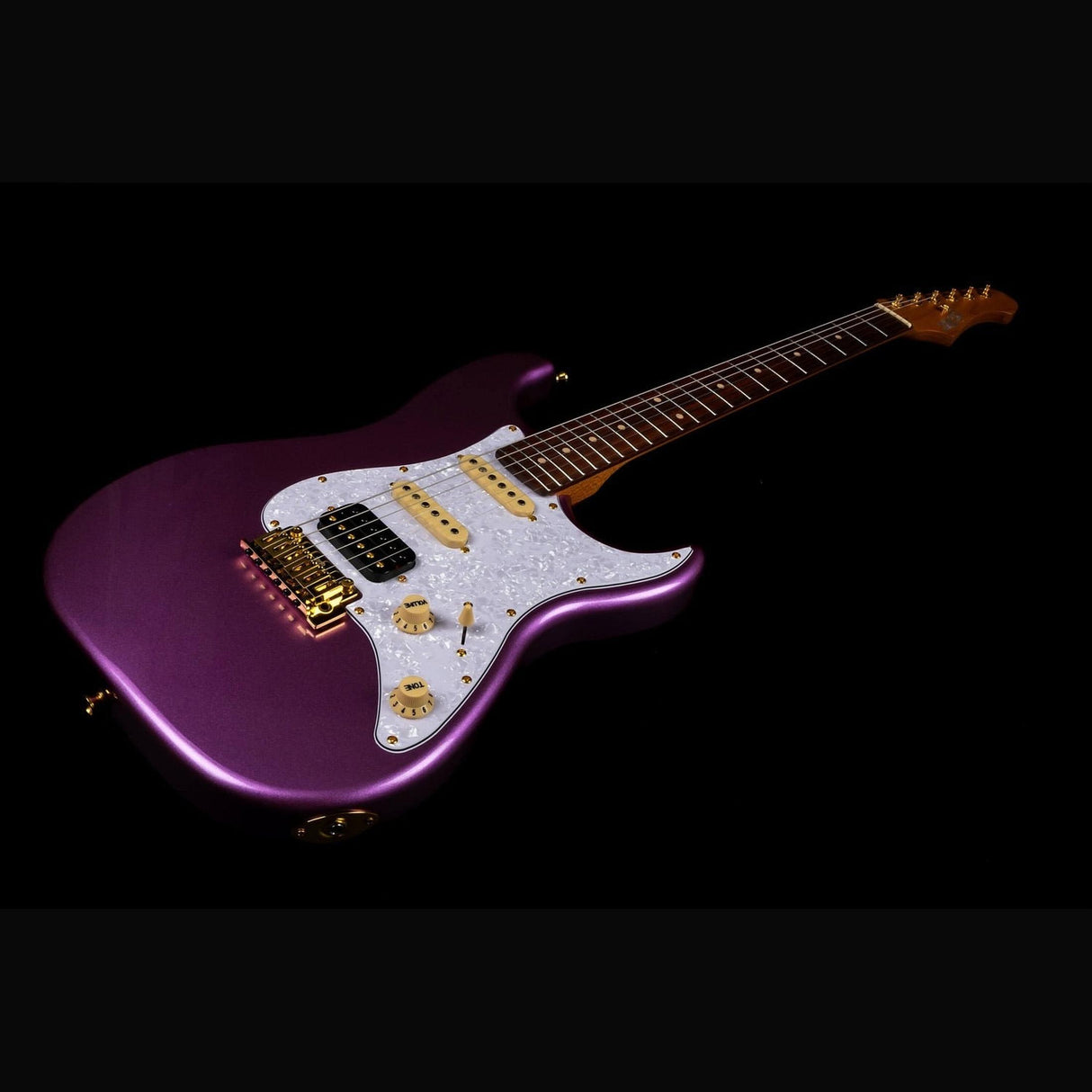 JET JS-480 VI G S-style Elektrische Gitaar HSS Alnico V Tremolo Rosewood Toets Violet met Gouden Hardware