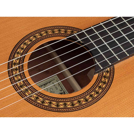 Salvador Cortez CC-50 – Klassieke gitaar met massief ceder bovenblad en palissander body