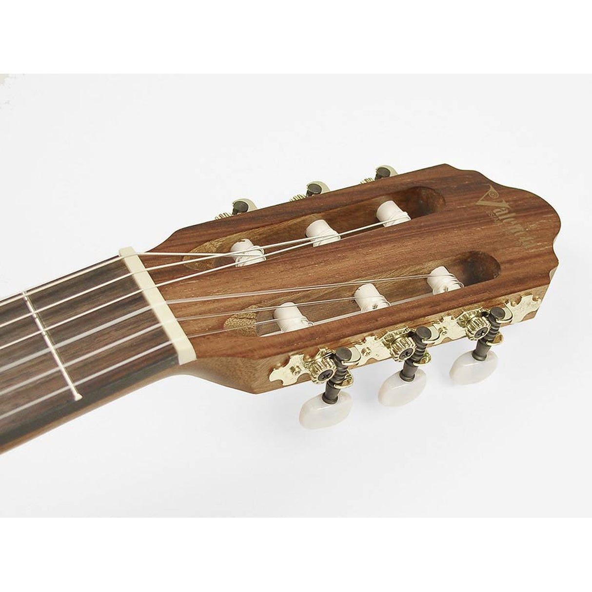 Valencia VC404 klassieke gitaar 4/4, sitka sparren top, mahonie zij- en achterblad, satin vintage finish