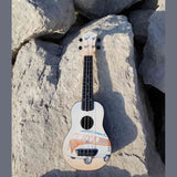 Flight TUS-25 BUS Soprano Ukulele met Linden Top, ABS Body en Aquila Snaren