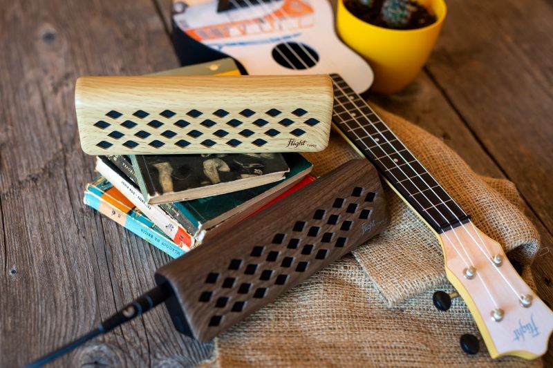 Flight ALMTINY6W Tiny6 2x3W tragbarer Ukulele-Verstärker – Walnuss