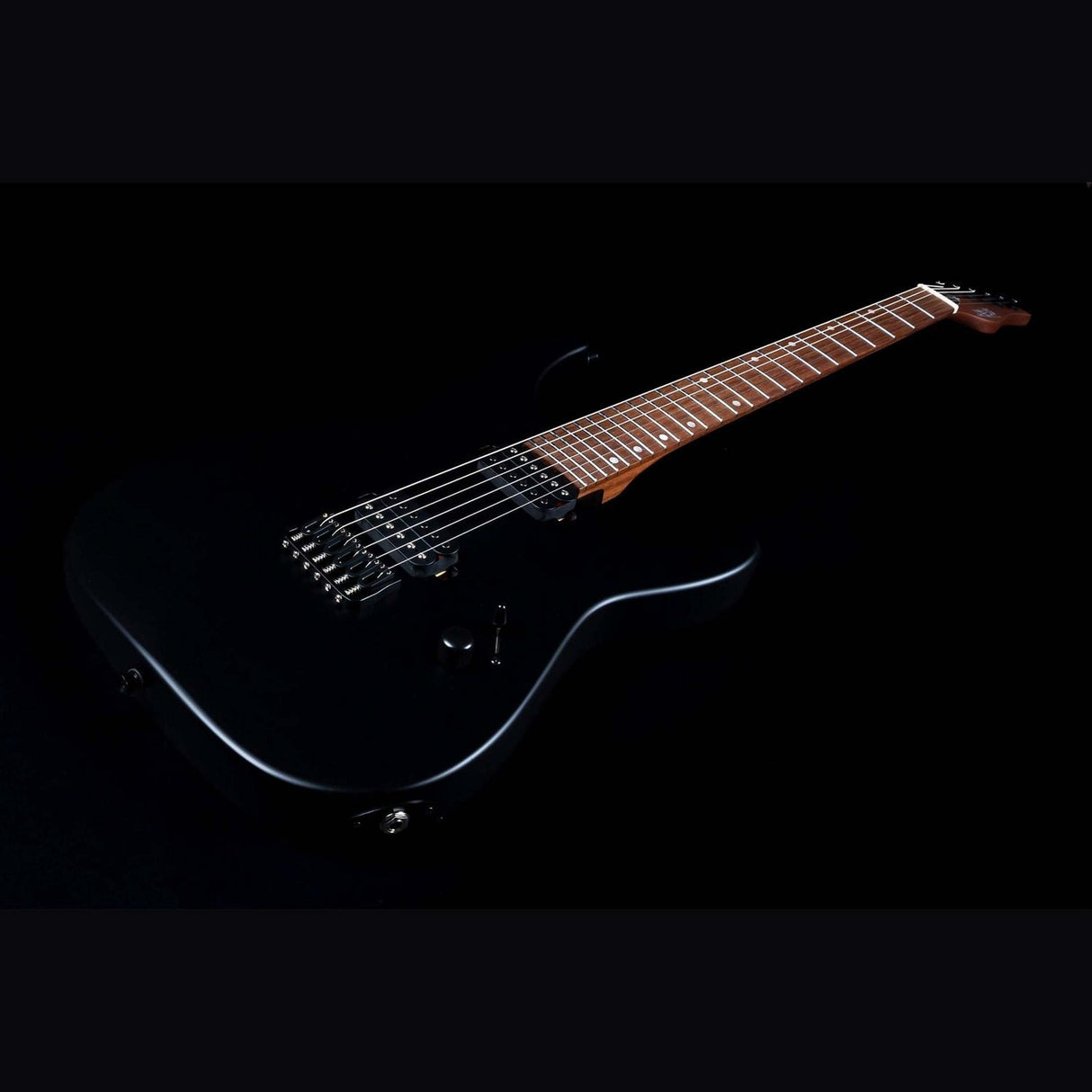 JET JS-501 BK Stygian S-style Elektrische Gitaar HH Vaste Brug Rosewood Toets Satijn Zwart