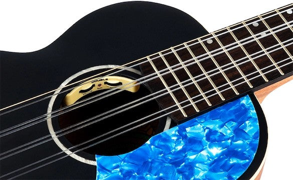Flight Iris 8 Tenor EQ-A BK Elektrisch-Akoestische 8-String Tenor Ukulele met Solid Spruce Top en Mahogany Body