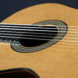 Alhambra Vilaplana NT Series concertgitaar, massief rood ceder, massief Indiaas palissander