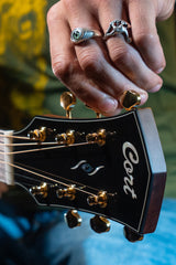 Cort Gold-OC6 – Massief Mahonie, Torrefied Sitka & Fishman Flex Blend