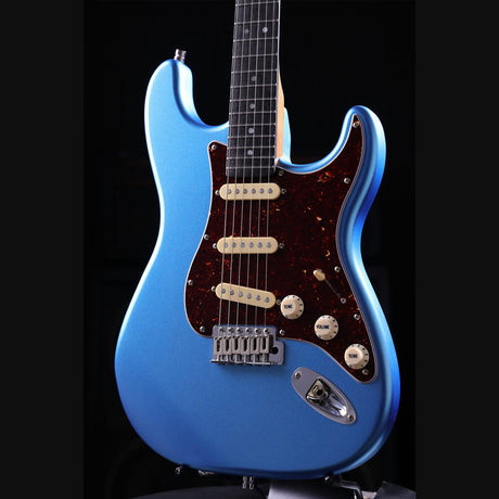 Patina PS-3 LPB S-style Elektrische Gitaar SSS Alnico V Nitro Paulownia Body Roasted Maple Hals Lake Placid Blue